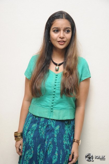 Swathi-Reddy-at-Tripura-Movie-Audio-Launch